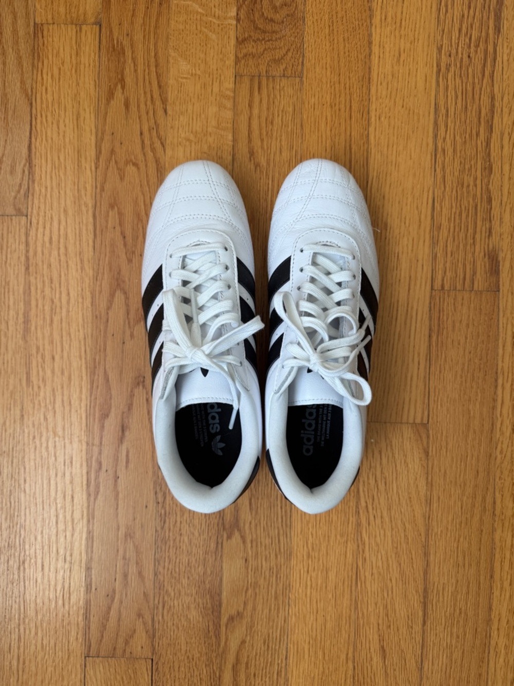 Women’s sz 8 Addidas Taekwondo black & white leather sneakers EUC - Picture 2 of 7